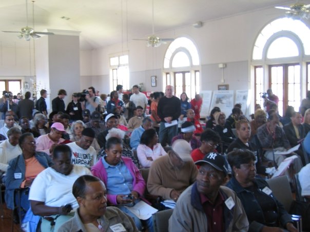 Photograph of a meeting in the wake of Hurricane Katrina (photo credit: Tanya Harris-Glasow or Marie Hurt).